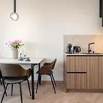 شقة Modern Retreat I I By Cohost *