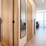 Apartment Modern Retreat I I By Cohost *