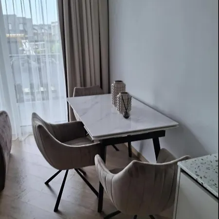 Modern Retreat I I Wifi Included I By Cohost Apartment *