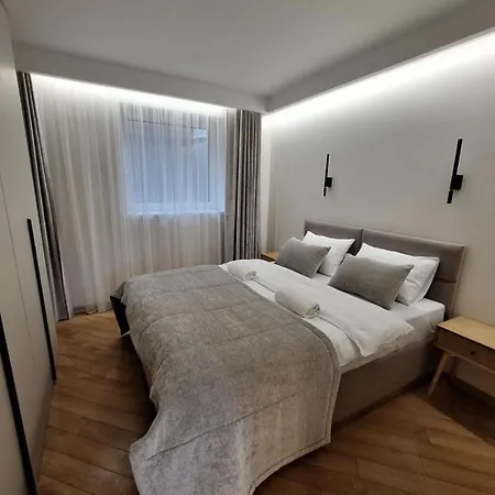 Modern Retreat I I Wifi Included I By Cohost