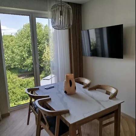 Modern Retreat I I Wifi Included I By Cohost