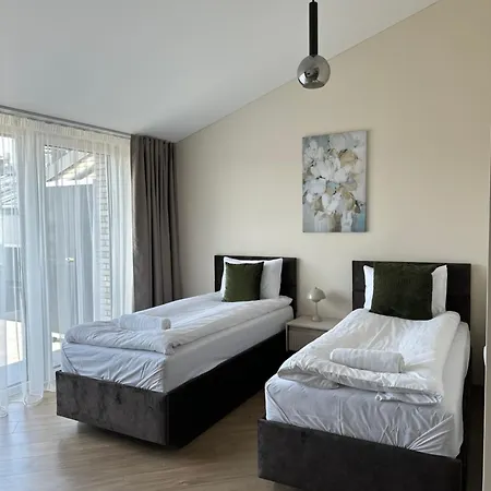 Modern Retreat I I Wifi Included I By Cohost Apartment *