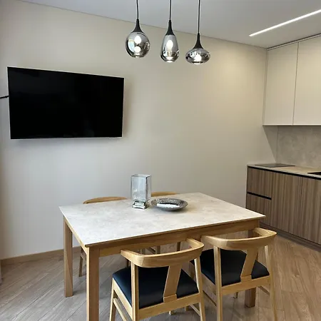 Modern Retreat I I Wifi Included I By Cohost Palanga