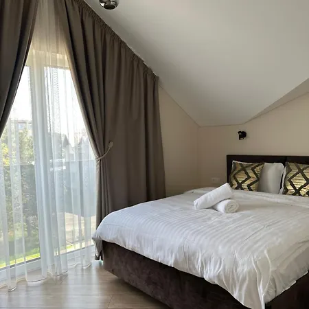 Modern Retreat I I Wifi Included I By Cohost *