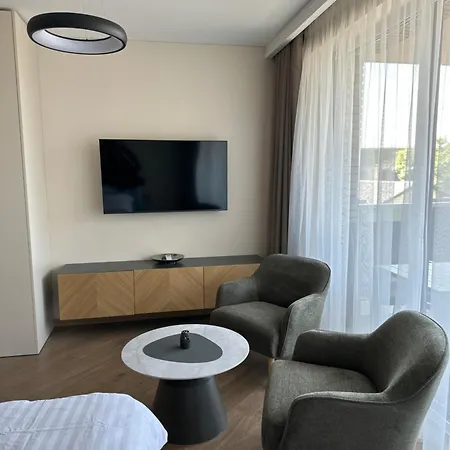 Modern Retreat I I Wifi Included I By Cohost *