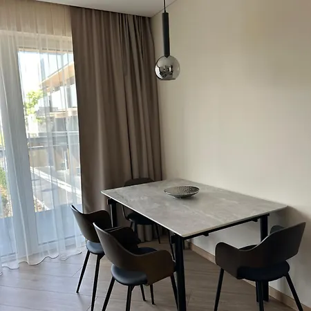 Modern Retreat I I Wifi Included I By Cohost