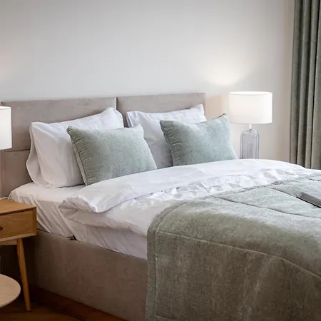 Modern Retreat I I By Cohost * Palanga