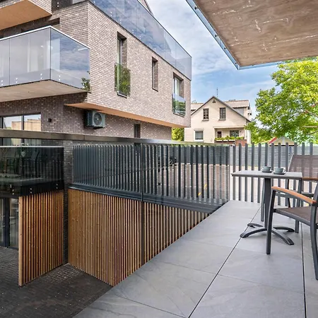 Modern Retreat I I By Cohost Apartment *