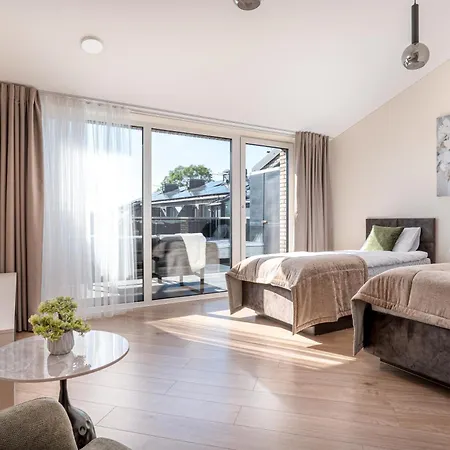Apartment Modern Retreat I I By Cohost