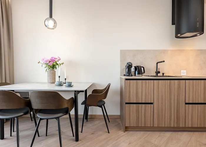 Apartment Modern Retreat I I By Cohost *