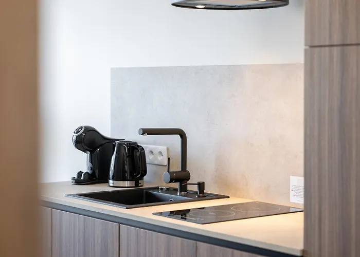 Modern Retreat I I By Cohost Apartment